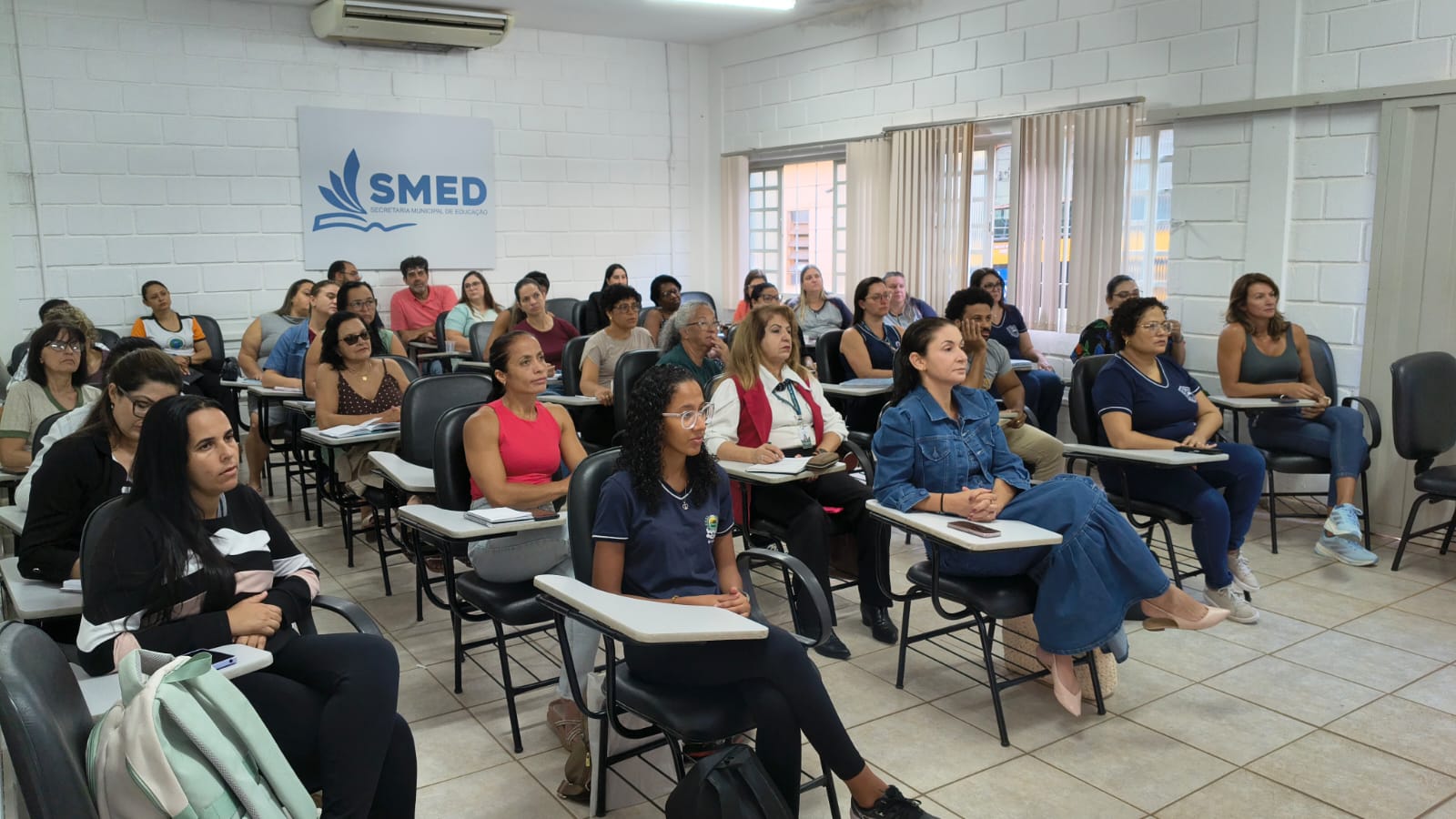 Três Pontas avança na inclusão com elaboração do Plano de Ensino Individualizado