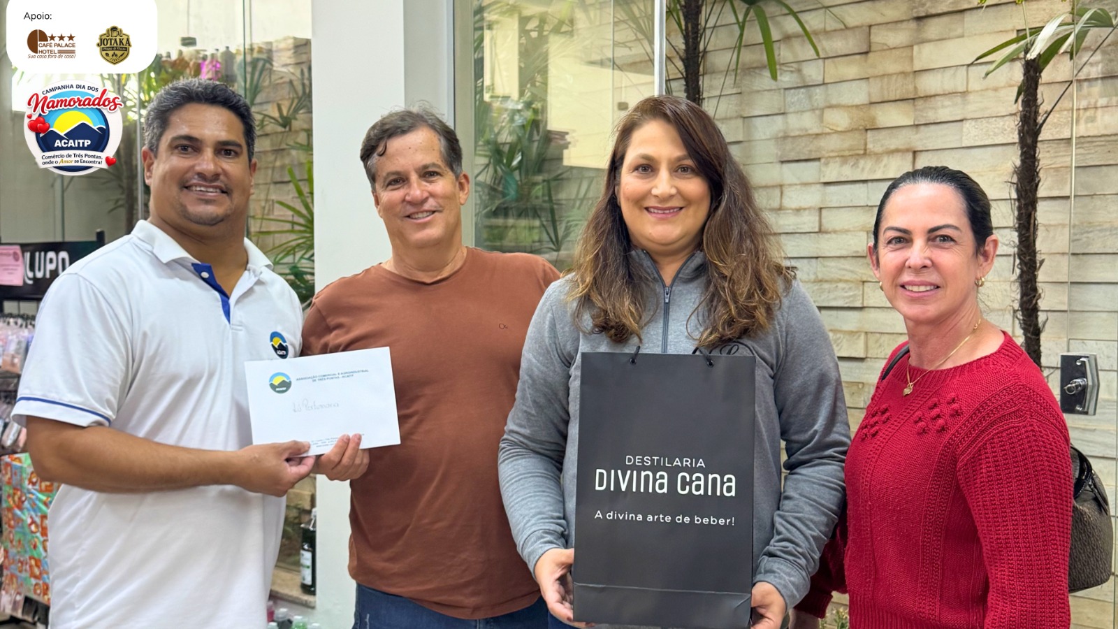ACAITP entrega prêmios da campanha de Dia dos Namorados