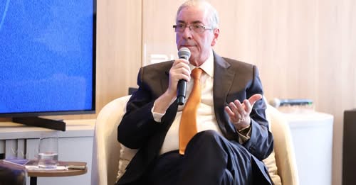 Dino bloqueia R$ 6 milhões de ex-deputado Eduardo Cunha em caso de emendas