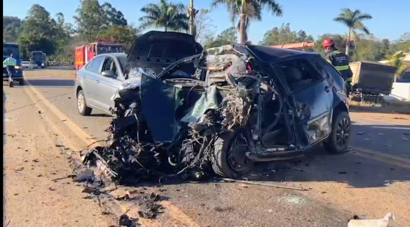 Mãe e filho de três meses morrem em acidente na BR 265 em Boa Esperança