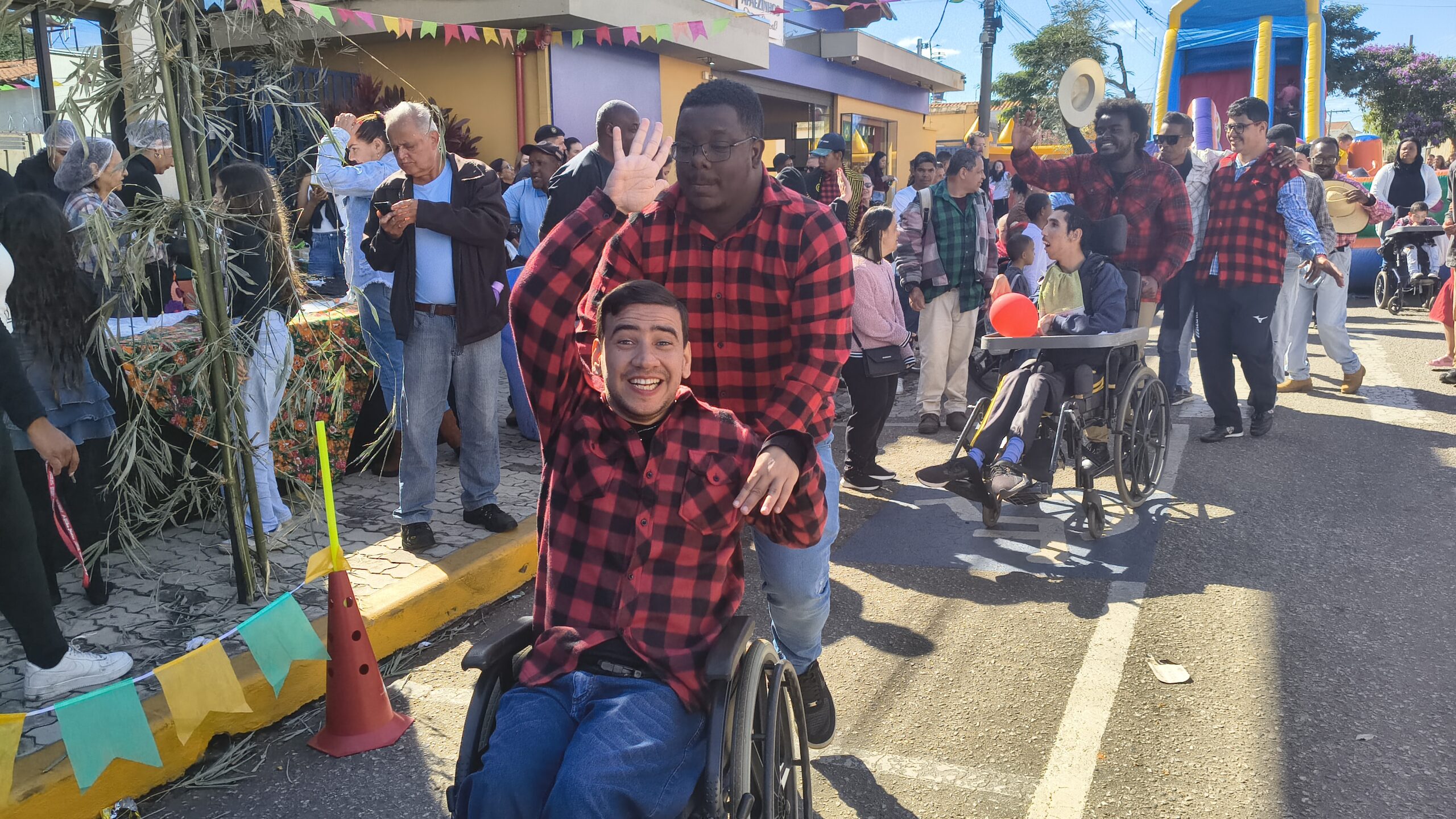 Festa da Família reforça inclusão, integração e o trabalho desenvolvido pela APAE de Três Pontas