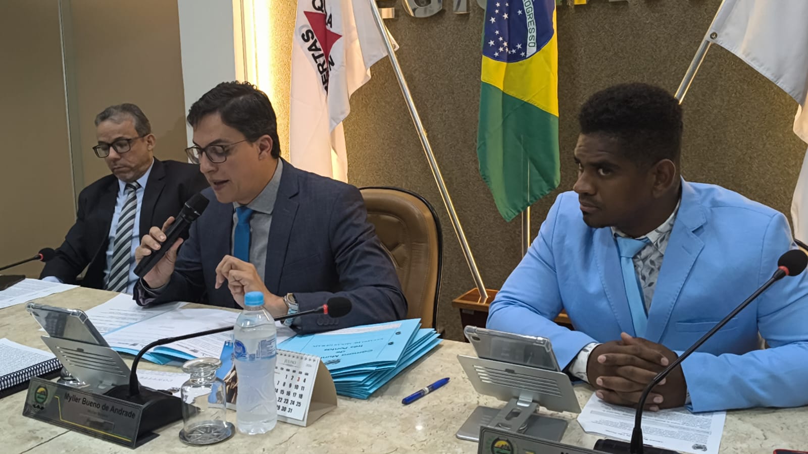 Câmara aprova mais de R$ 4 milhões em recursos destinados por deputados para saúde, educação e transporte escolar