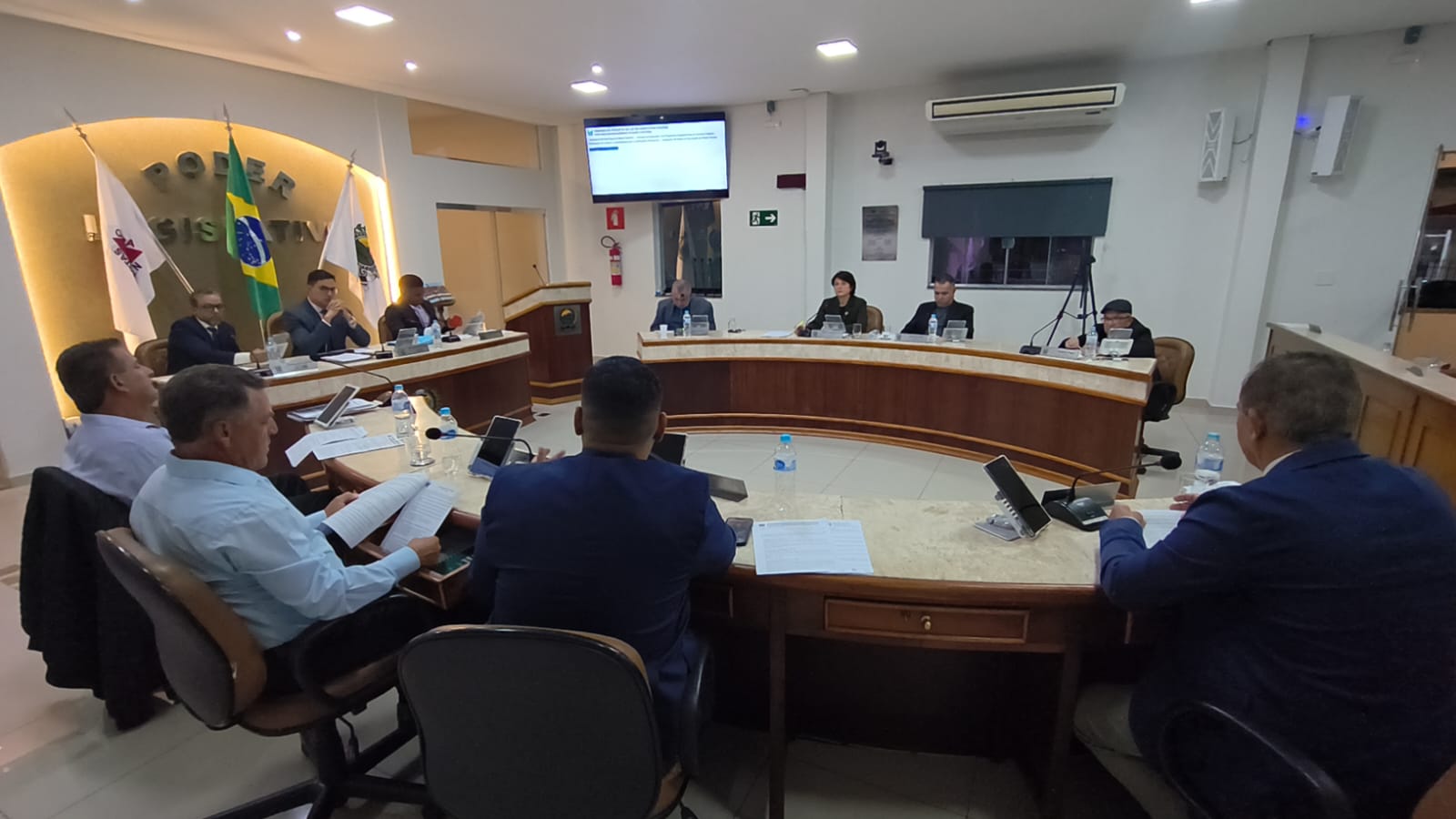 Deputado Caixa garante novas verbas e Câmara encerra semestre com aprovação da LDO