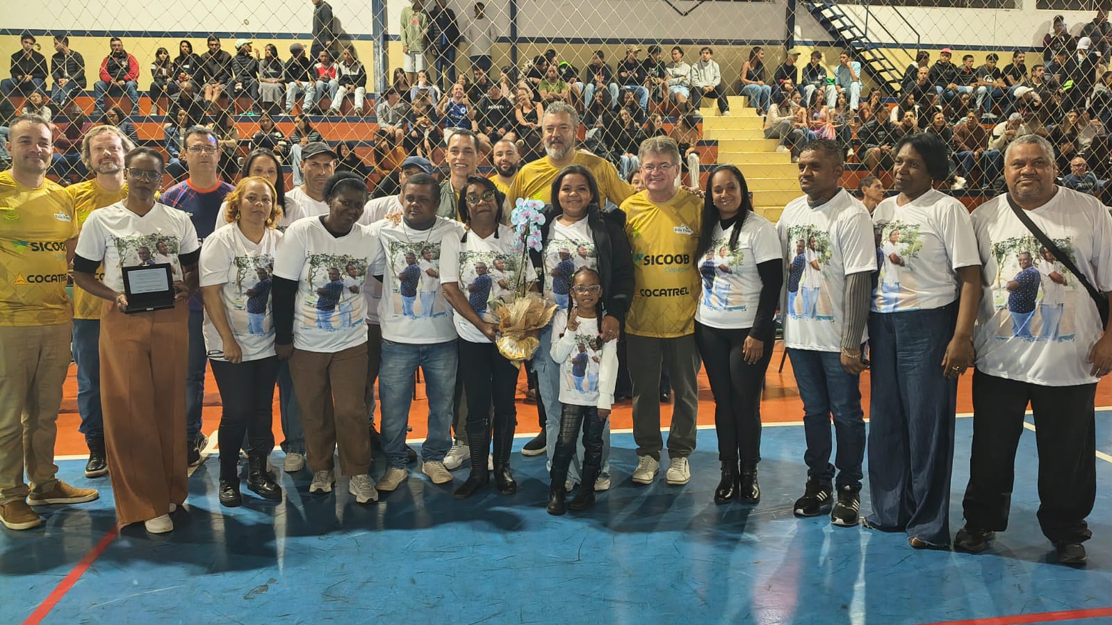 33ª Copa Futsal do Trabalhador começa celebrando o esporte e homenageando Teia e Tô em noite de emoção no Ginásio Poliesportivo