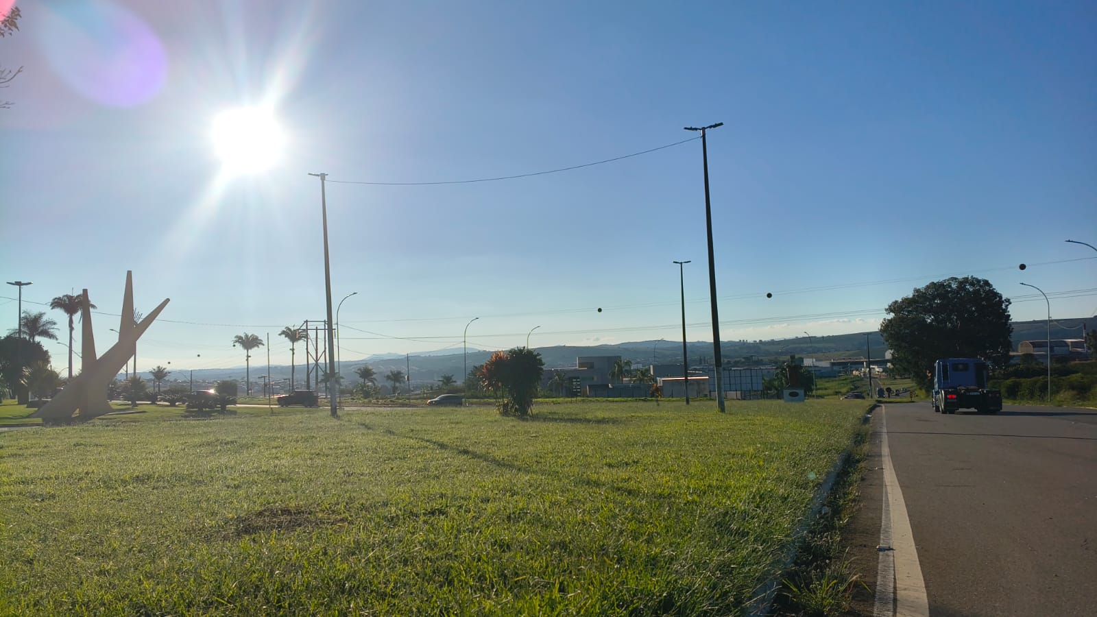 Calor ganha força e máxima atinge os 30°C nesta sexta